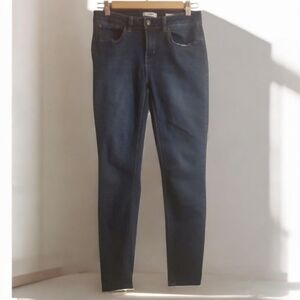 Kensie Jeans Women's Size 4 Blue Ankle Effortless Ankle Midrise Mid Rise